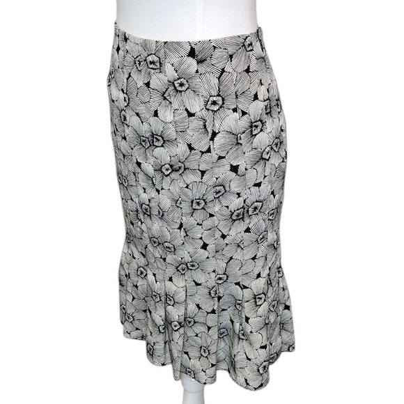 Doncaster Silk Floral Black and White Skirt - Picture 2 of 5